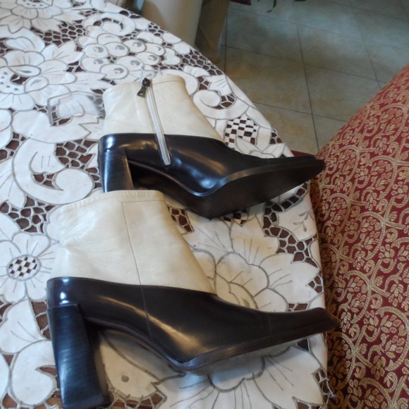 Prada Chocolate Brown/Beige Leather Ankle Boot with Western Flair Style Size 37 - Picture 5 of 16